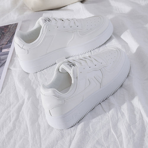 Color blocked white shoes, macaron student thick soled board shoes